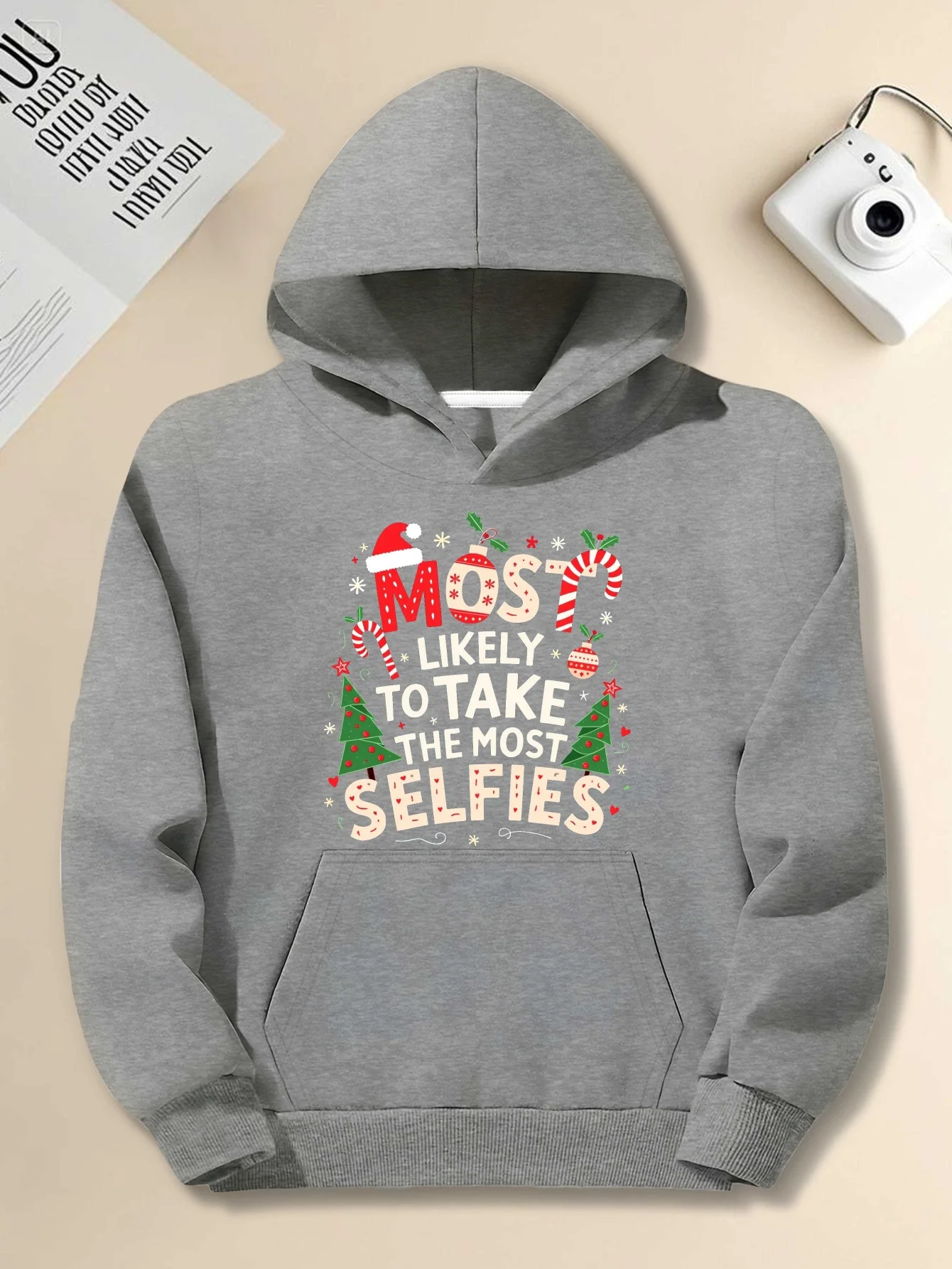 

Men's Plus Size Christmas Selfie Hoodie - Oversized Fit Grey Sweatshirt with Funny "most Likely To Take Selfies" Slogan &holiday