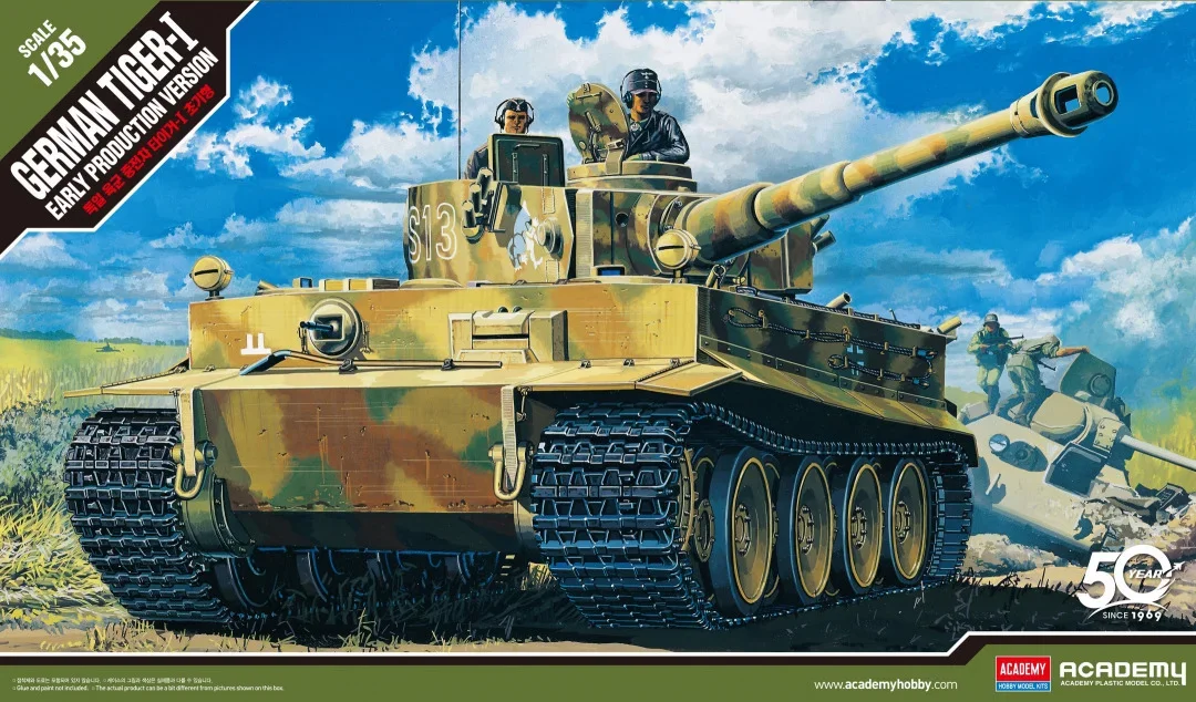 Academy Assembled Tank Model Kit 13239 GERMAN TIGER-I Early Production Version Full internal structure 1/35