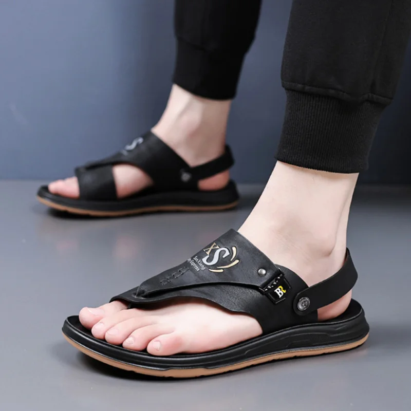 Summer Men Hollow Out Casual Soft Sole Slippers Leather Breathable Beach Shoes Anti-Slip Slip-On Shoes Outdoor Beach Flip-flops