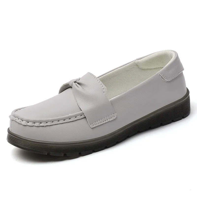 

100% cowhide Women's leather large-sized versatile flat lightweight breathable and anti-slip loafers women's Casual sneakers