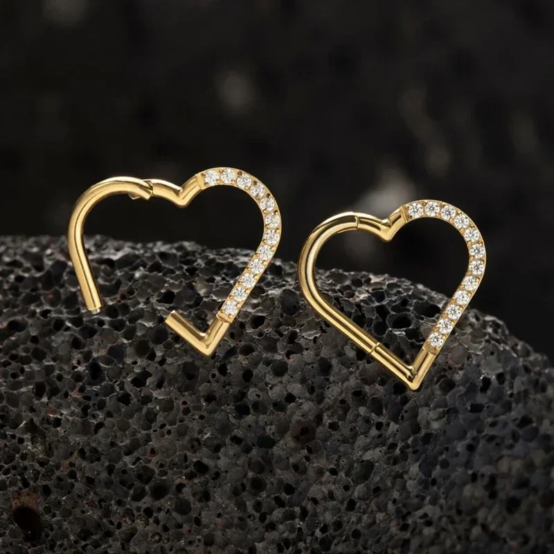 القلب Daith مثقوب الأنف الدائري ASTM F136 زرع الصف الحجاب الحاجز 16 جرام الفرس الزنمة حلق من الجلد مجوهرات للجسم بالجملة