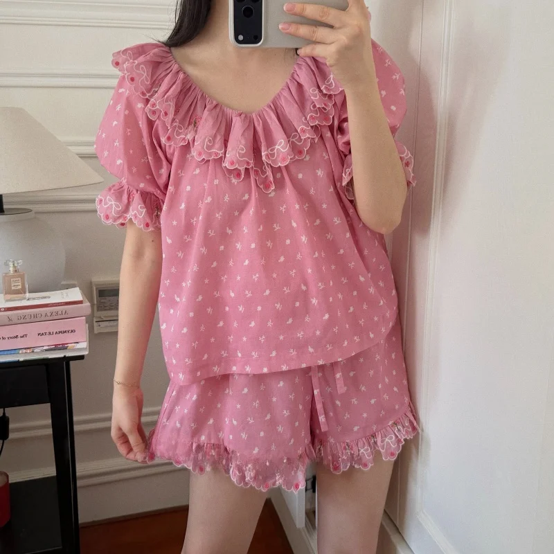 vetements-de-nuit-en-dentelle-de-pur-coton-pour-femmes-ensemble-deux-pieces-a-manches-courtes-et-shorts-fins-d'ete-vetements-de-maison-feeriques-col-en-v-costume-de-maison