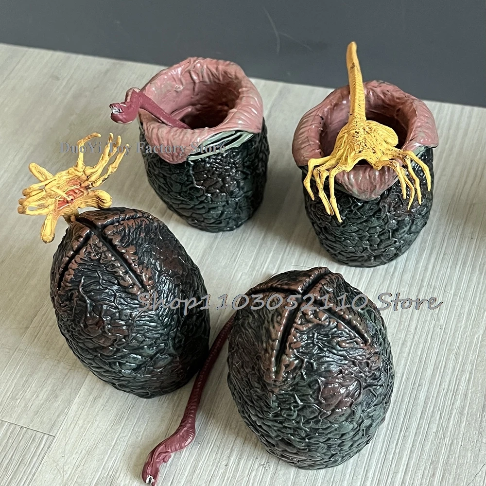 الغريبة زينومورف البيض Chestburster الشكل أنيمي الغريبة مقابل المفترس الوجه المعانقة البلاستيكية نموذج جمع اللعب سيارة رف الكتب حلية