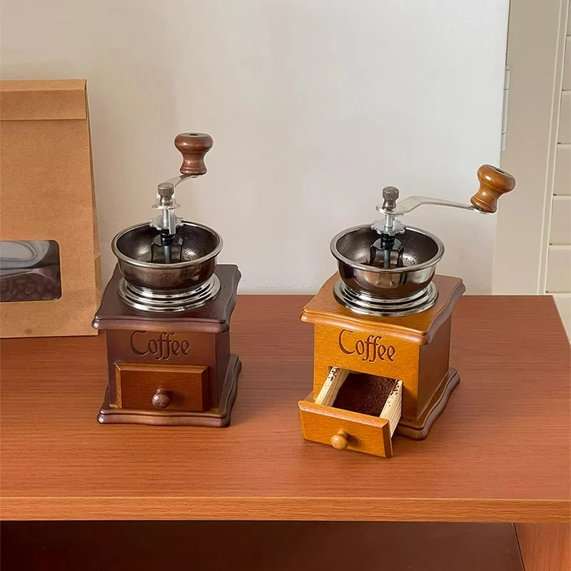 Medieval style tabletop ornaments hand grinding coffee machine model retro high-end niche decoration atmosphere bar layout
