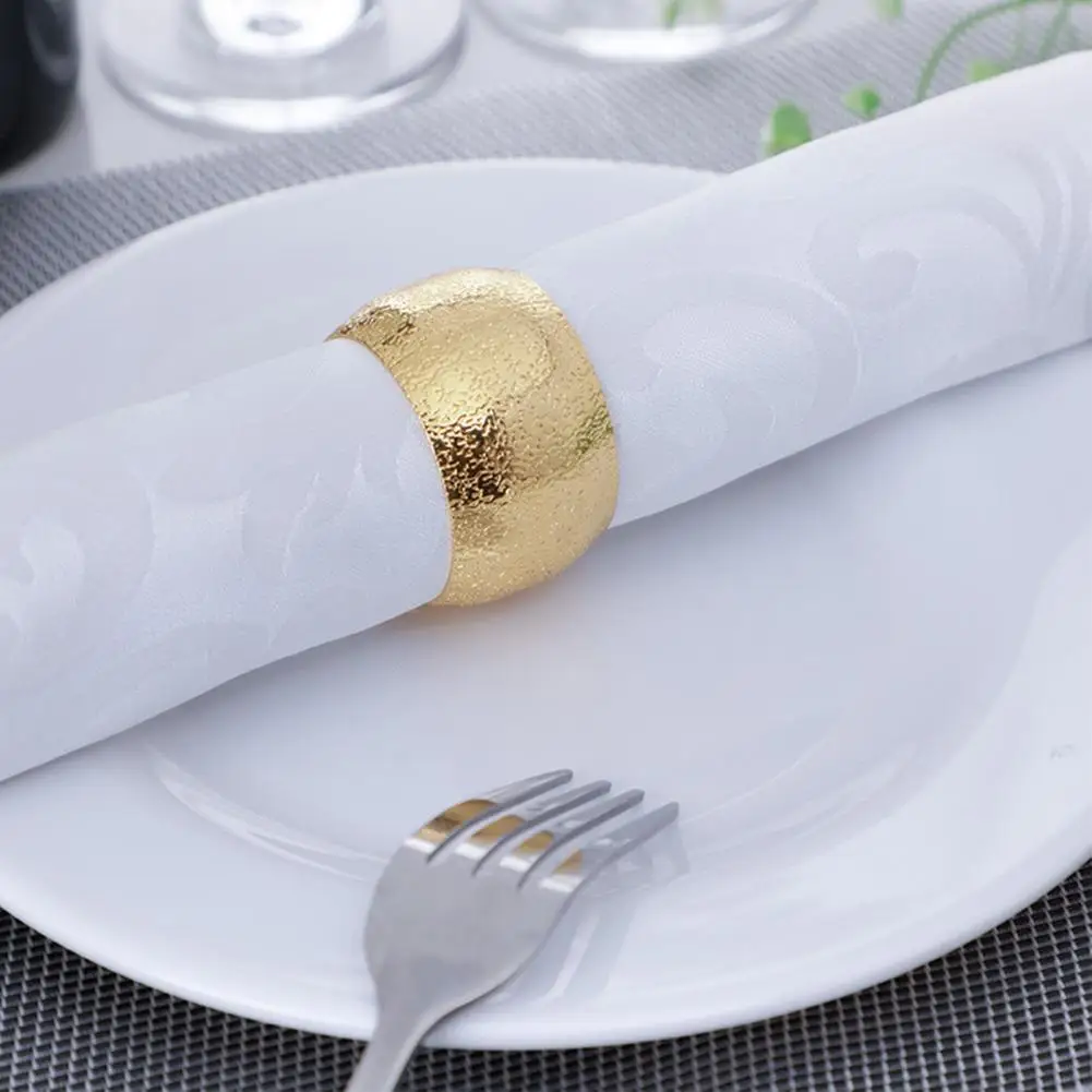 Theme Party Napkin Rings Metal Napkin Rings Set Golden Silver Frosted Hammer Pattern Holders Dinner Table Buckles for Wedding