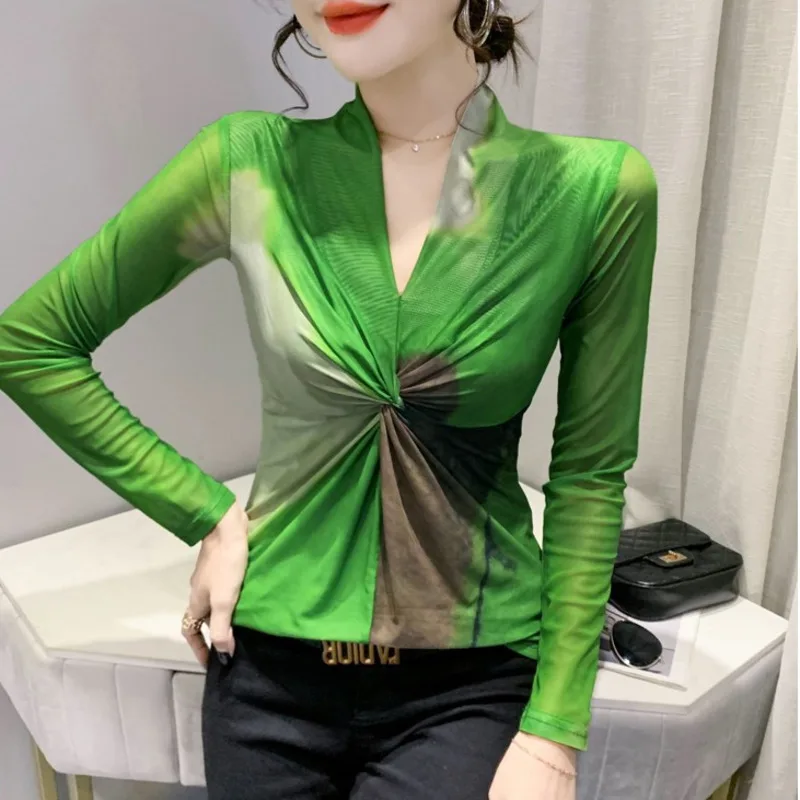 #8388 Green Red Tie Dye T Shirt Women V-Neck Sexy Tight Mesh Wrap T Shirt Female Long Sleeve Thin Folds Women's T-shirt Spring