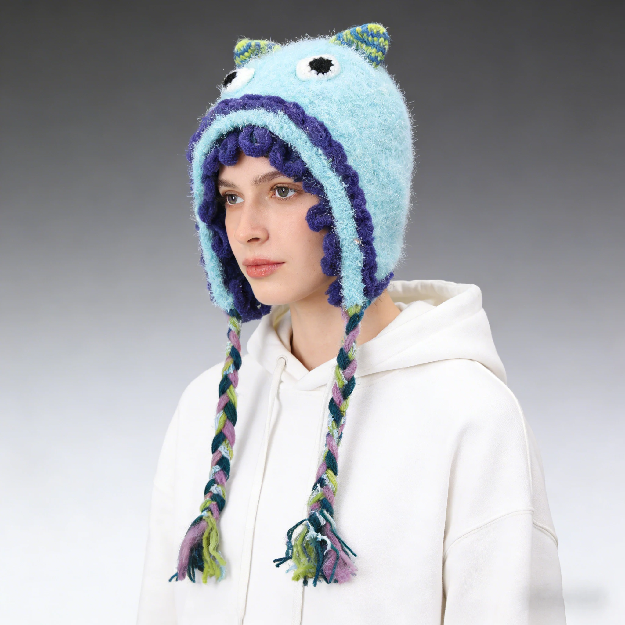 

1 шт., милая мультяшная шапка-ушанка с монстром, плетеный дизайн, разноцветная модная повседневная женская шапка-бини.