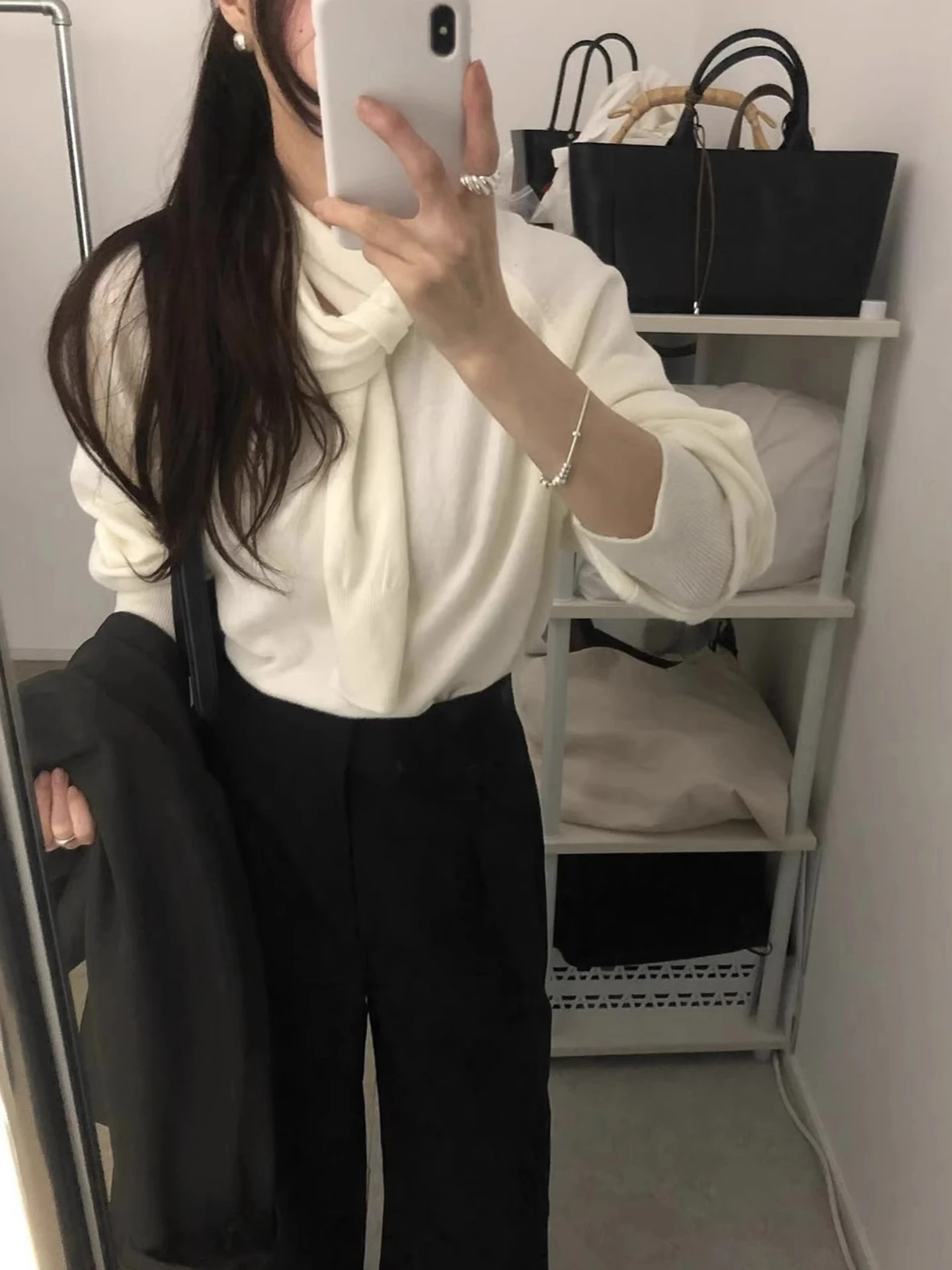 Chic Long Sve Knitted Scarf Ne Hanging Design Pure Color Versatile White Enhancing Women's Top Korean Sle Loose Fit