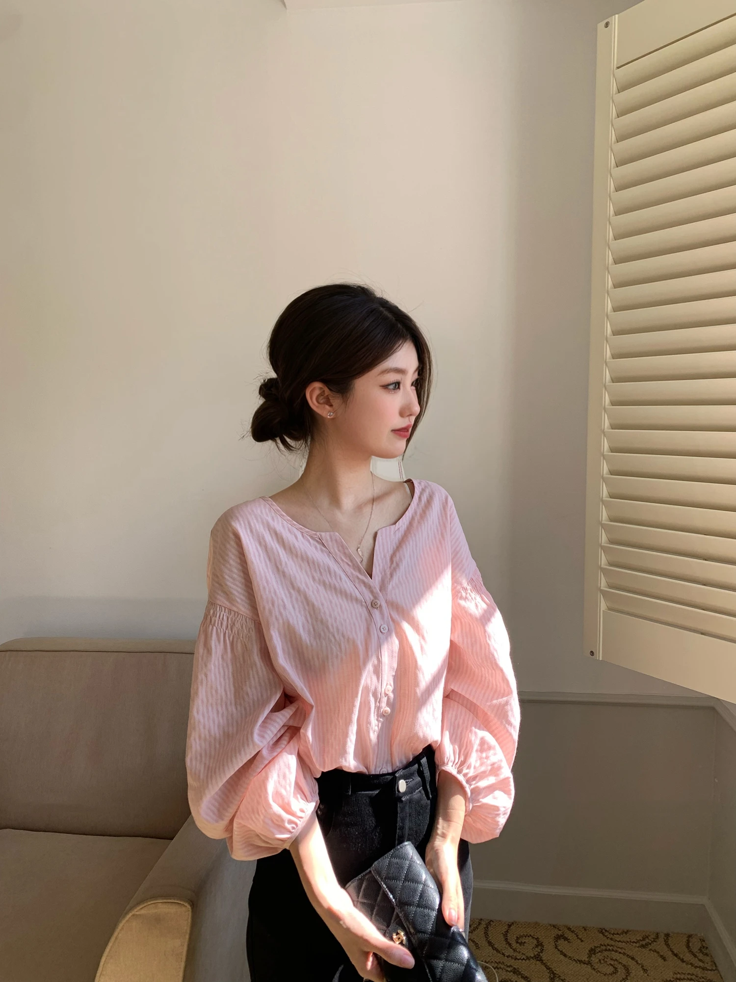 

Французский свободный топ в полоску с рукавами-фонариками для женщин, V-образный вырез, стройнящий, длинный, модный, осенний