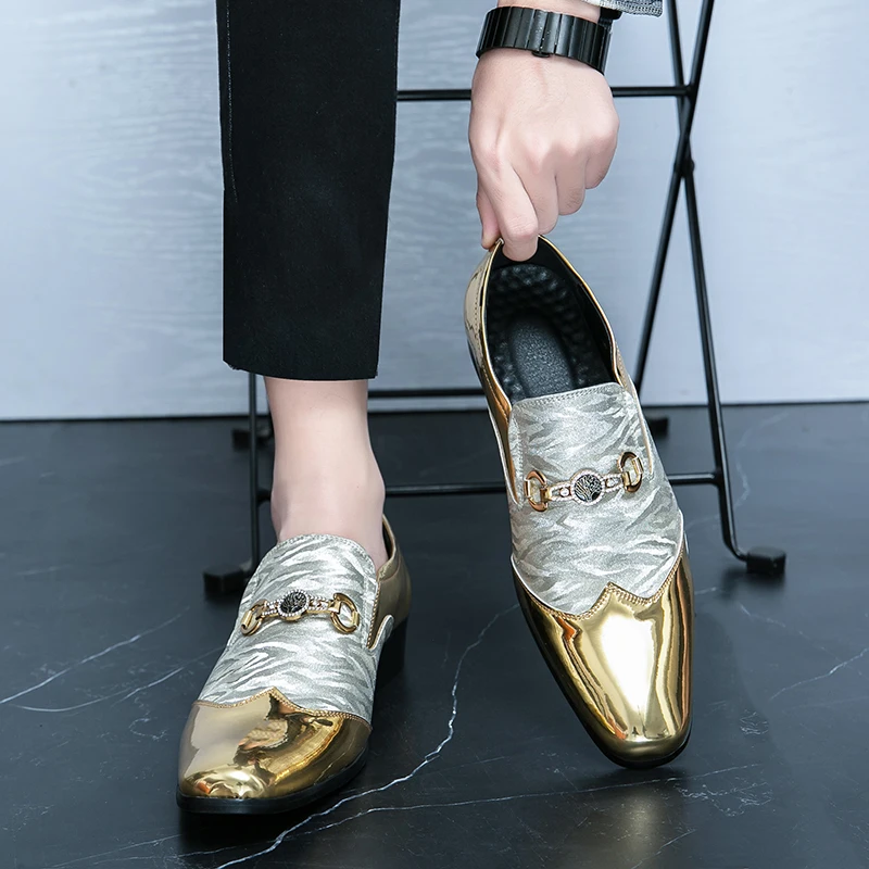 

New British Metal Chelsea bright pointed leather shoes stage runway show Hairstylist nightclub men's shoes Gold 46 47 plus size