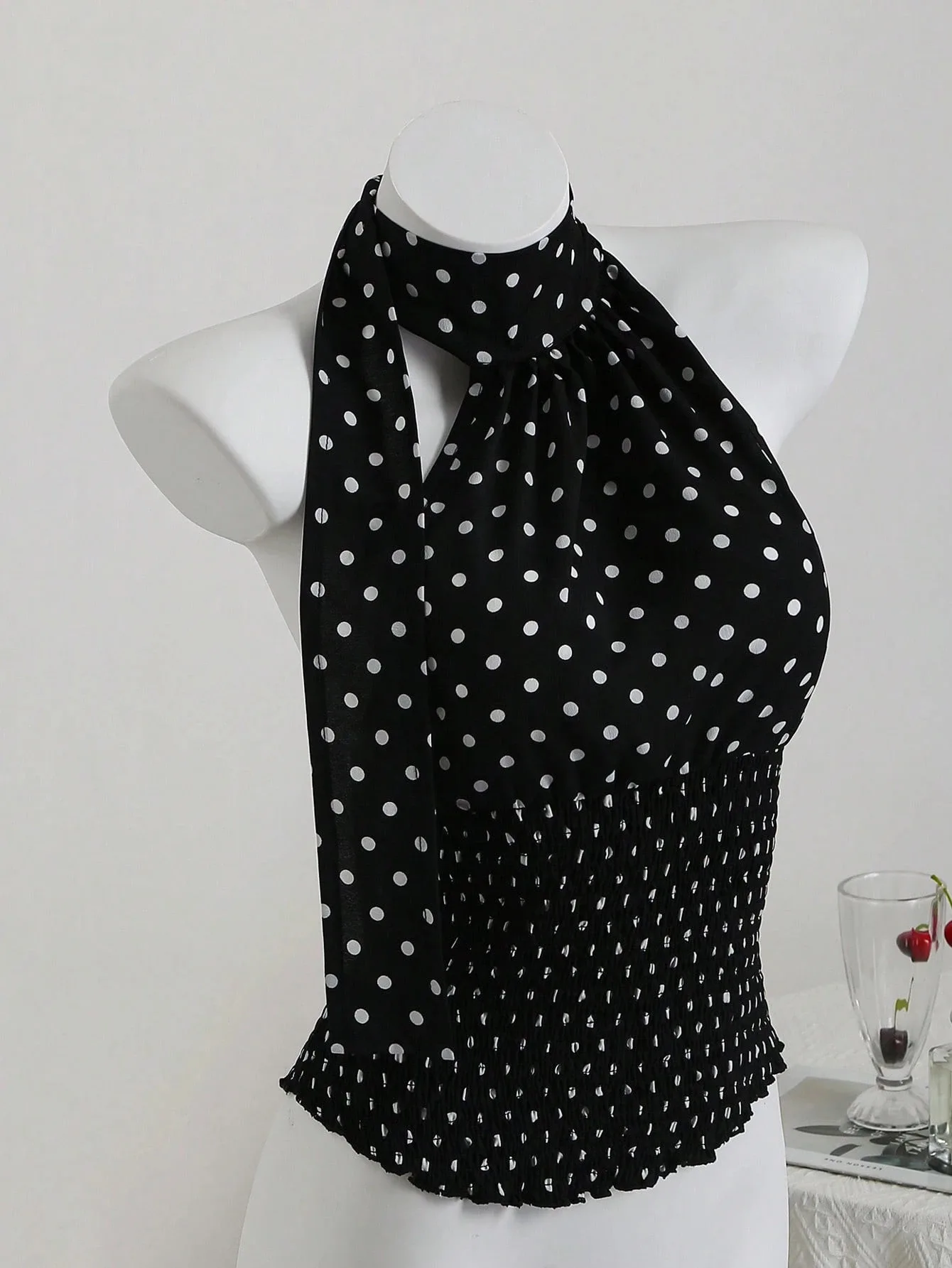 Spring and summer American retro pop polka dot style hanging neck vest top Y2k sexy spicy girl style slim fit versatile vest top