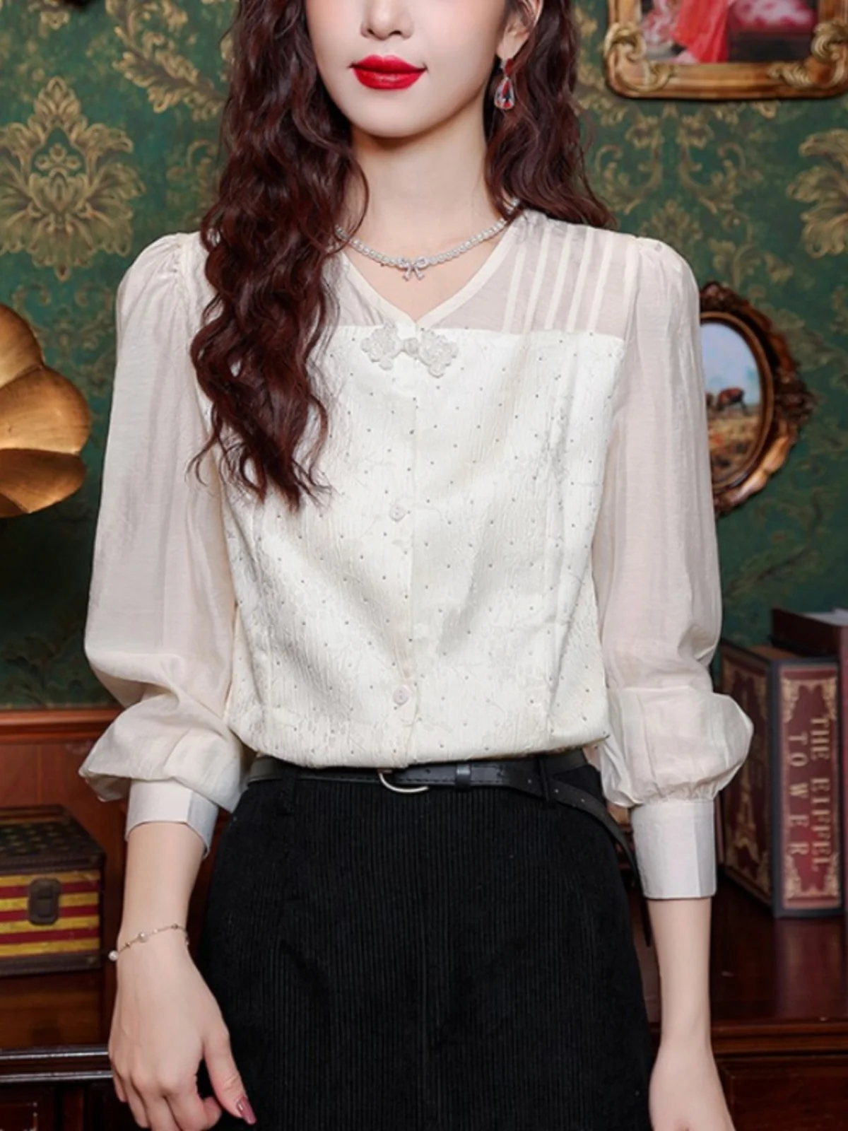 

Spring Autumn Women's Loose Chiffon irt Glittering Diamond Faionable Ele Top High-End Feeling Long Sve V-Ne Lant...