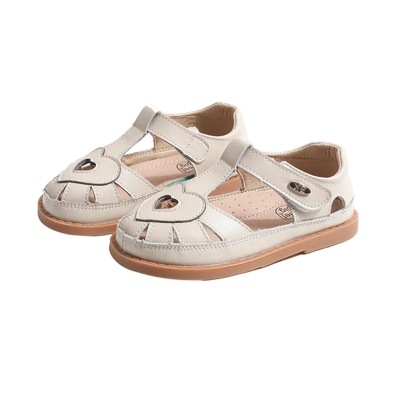 Girls Sandals 2024 Summer Fashion Love Breathable Leather Children's Sandals Baotou Non-slip Girls Beach Shoes Children's Shoes