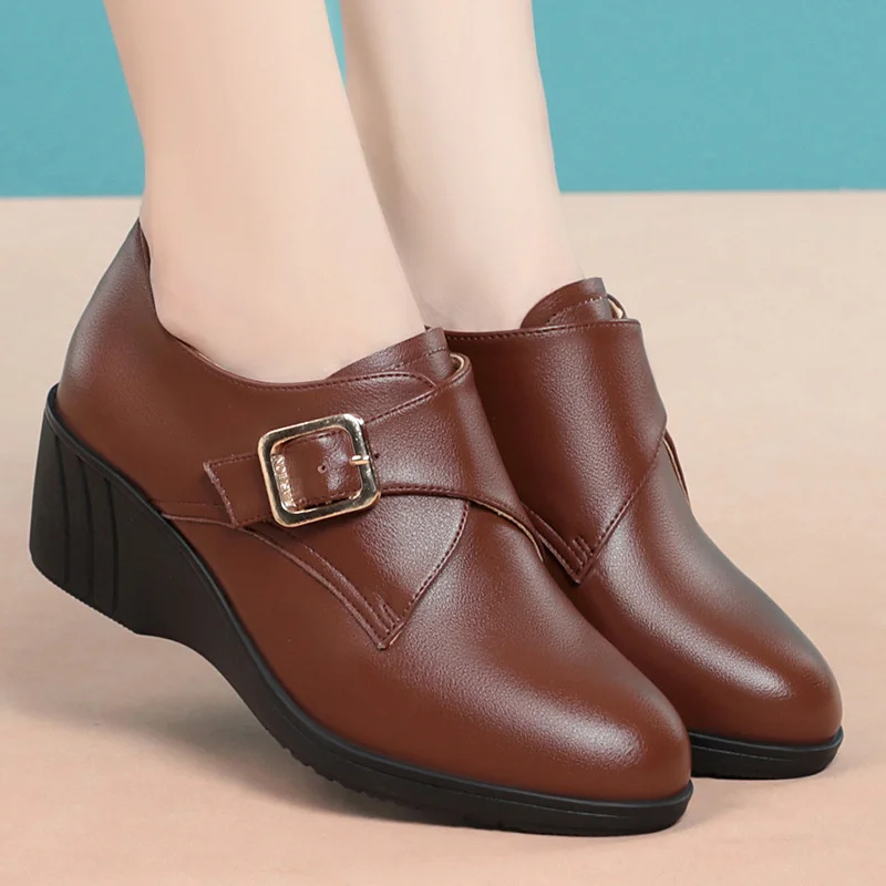 

Spring Autumn Mid Aged and Elderly Mother's Shoes Soft Leather Soft Sole Fashion Comfort Women Wedge Heels Shoes