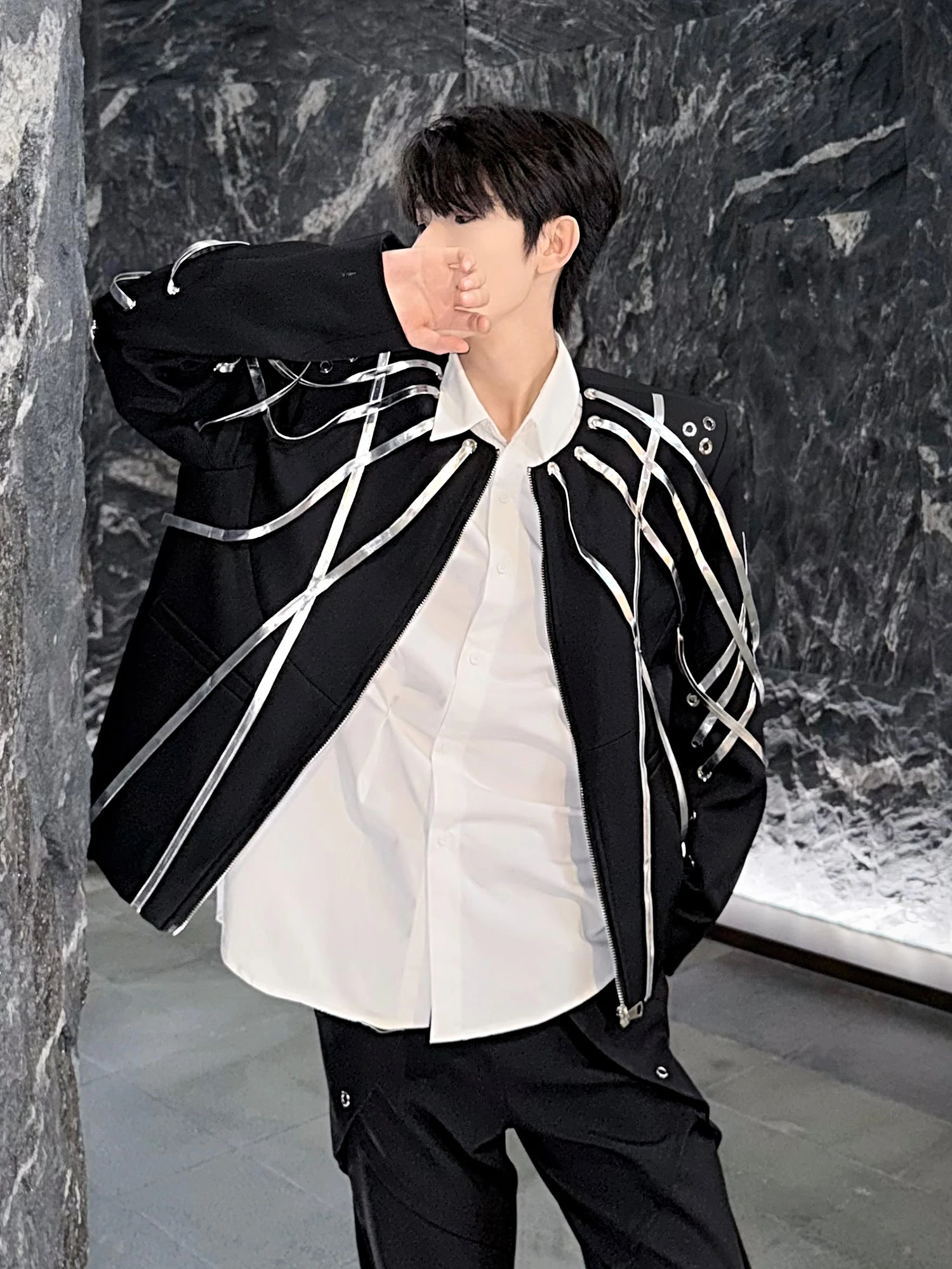 Men's 2025 Autumn New Fashion Jackets Metal Ring Buckle Design Stylish High Street Jacket Male Long Sleeve Contrast Color Coats