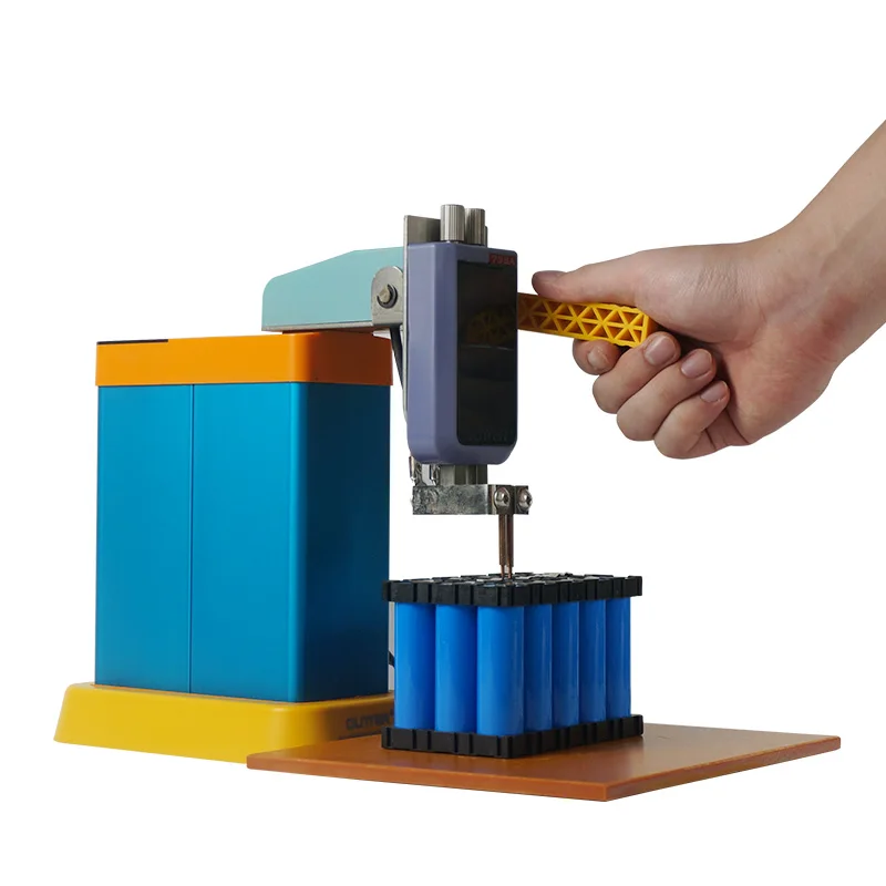 GLITTER-801B ترقية لحام البقعة النبضية للتخزين تلقائيًا ولحام دواسة القدم