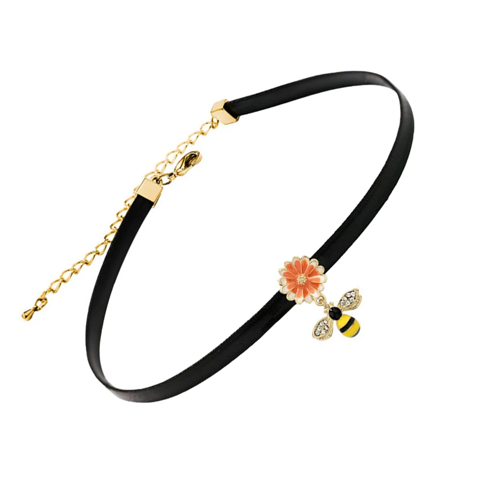 

Bee Flower Necklace Choker Women Heart Shaped Gold Color Chain Jewelry Teens Collar Gifts Popular Accessories
