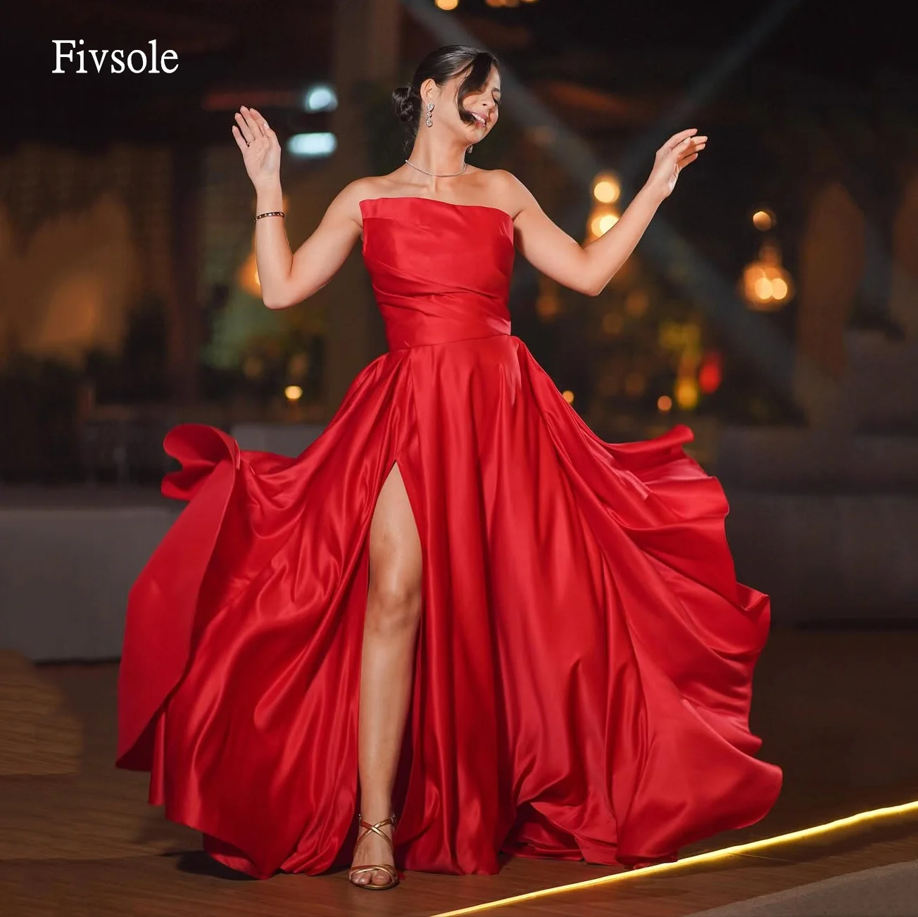 

Fivsole Flowy Red A Line Prom Gowns Strapless Party Gown Floor Length Midi Evening Dress فساتين سهرة Customized
