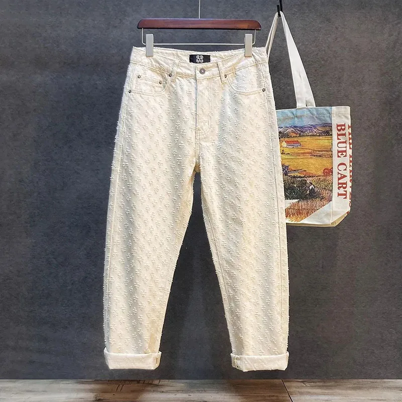 

Женские новые модные жаккардовые джинсы с дырками для мужчин и женщин, одинаковые весенне-летние свободные джокеры, прямой дизайн, повседневные и удобные джинсы