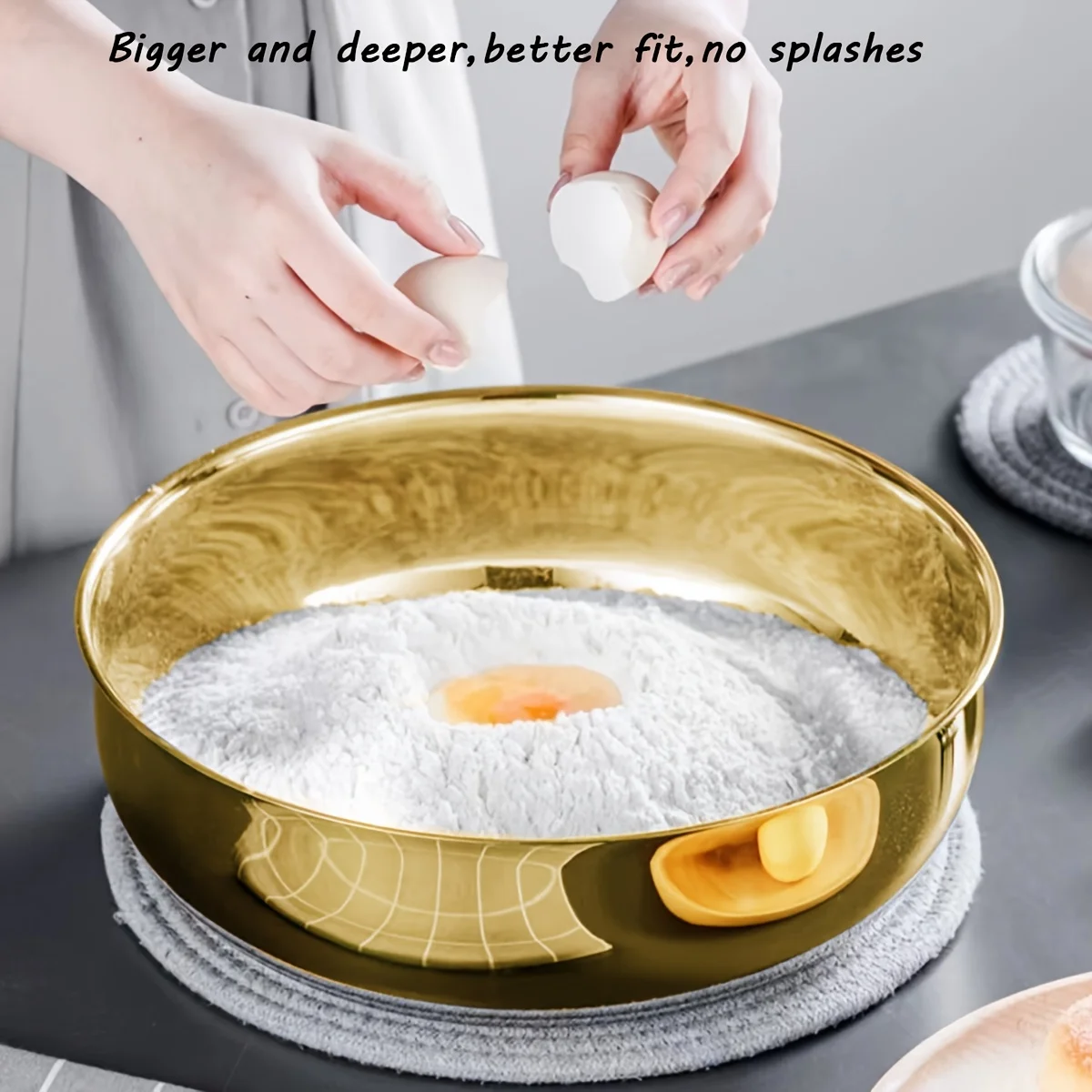 Golden Stainless Steel Mixing Bowl - Corrosion-resistant, Suitable for Kneading Dough, Eating Noodles, and Cleaning Vegetables