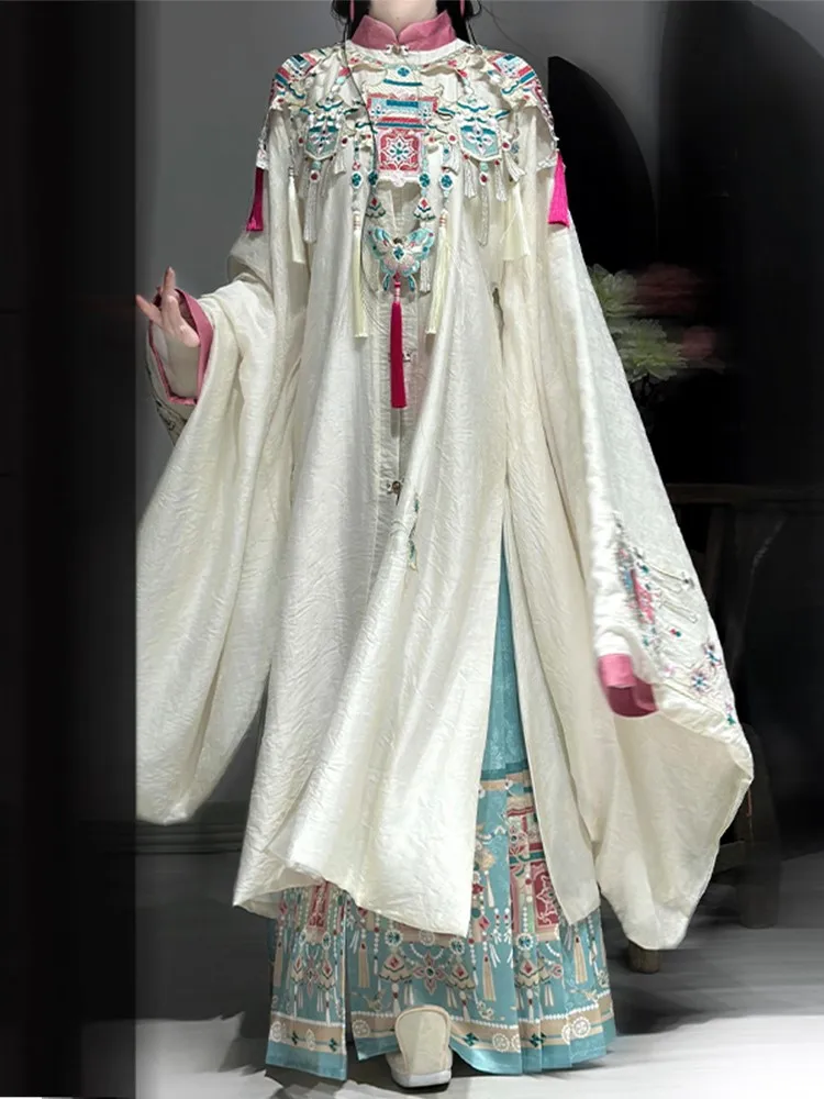 New Chinese-style Hanfu women's shoulder stand-up collar long dress with heavy embroidery