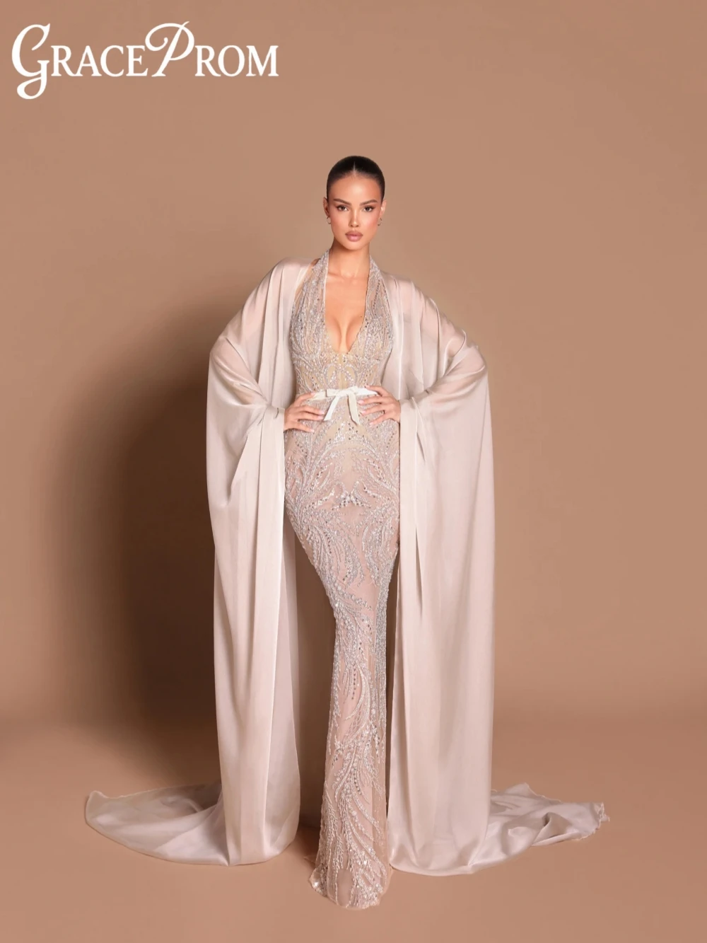 

Luxury Embroidery Beaded Sheath Long Evening Dress With Cape Sexy Halter Backless Wedding Party Gown Customized Prom Dresses