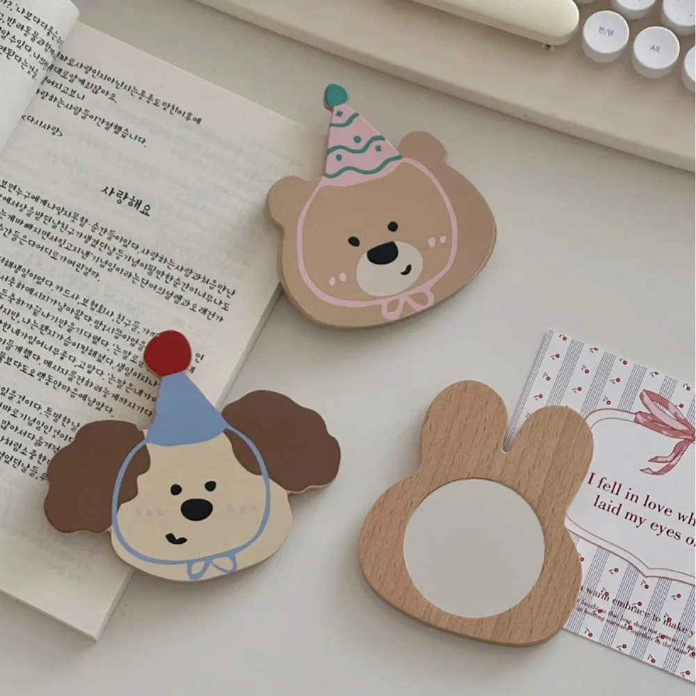 Cute pattern Handheld Mirror Animal Shape Wooden Compact Pocket Mirror Travel High Definition Cartoon Makeup Mirror Household