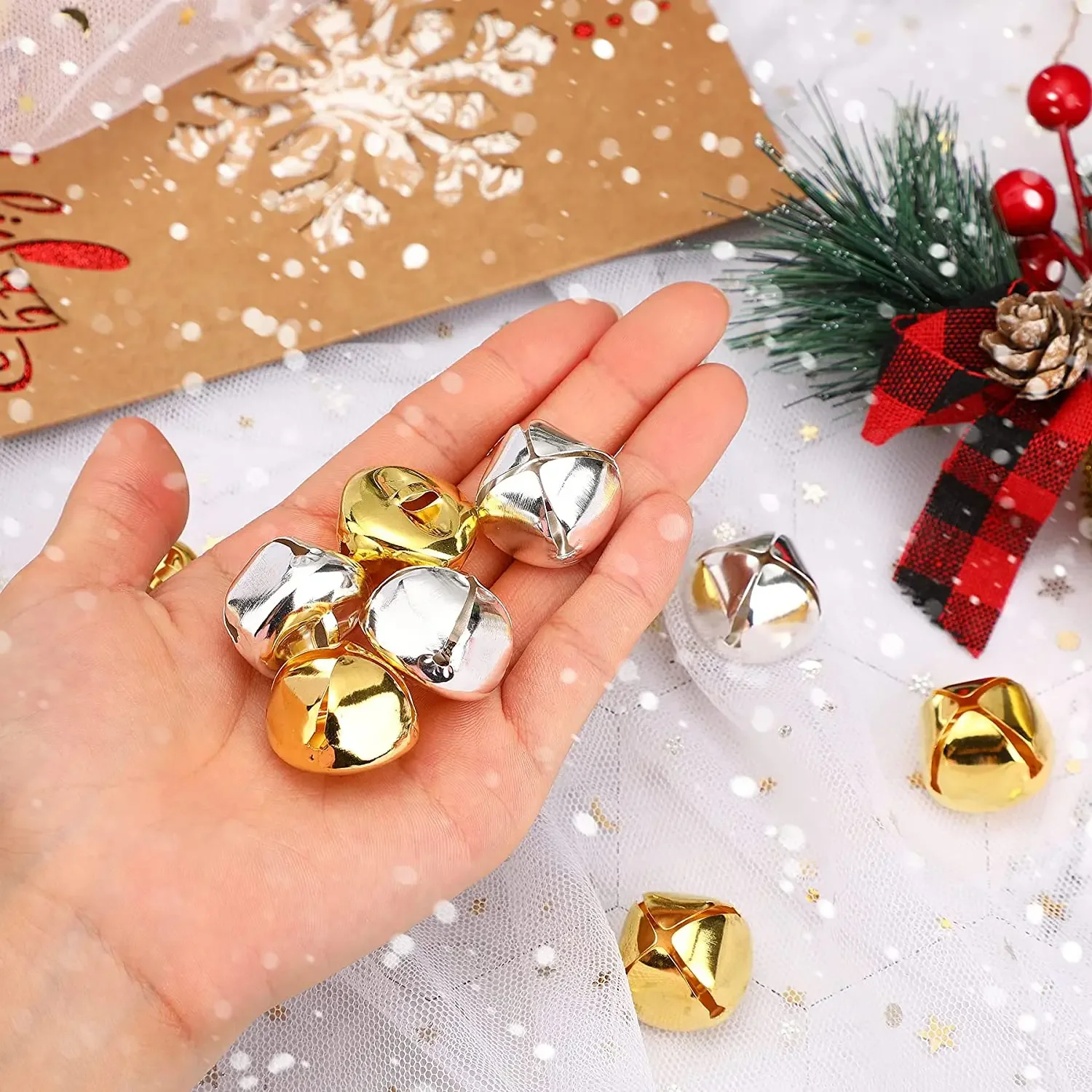 500Pcs Christmas Jingle Bells Metal Silver Craft Bells Bulk Mini Pendants for Wedding Home Decor Festival Party DIY Accessories