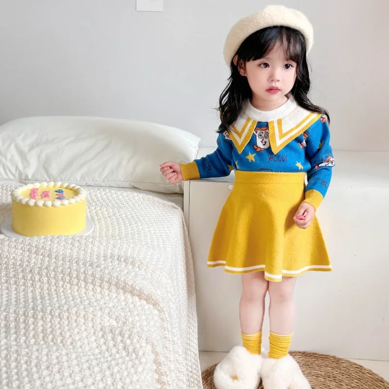 

HoneyCherry Girls Fashion Cartoon Knitting Set Cute Doll Collar Sweater Cardigan Short Skirt Two-piece Set Girl Clothes