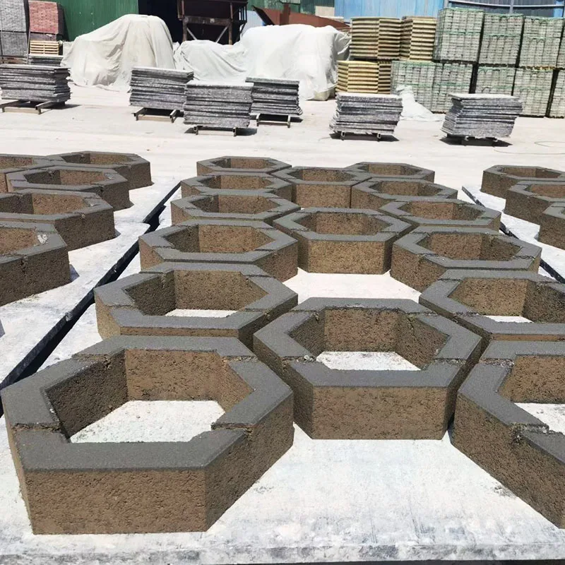 YG Low Investment Interlocking Hollow Automatic Block Molding Cement Brick Block Making Machine Price