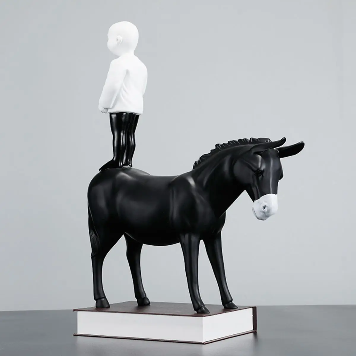 

Elegant Design Creative Boy Horse Soft Model Home Decoration Resin Statue for Kids Room Decoration