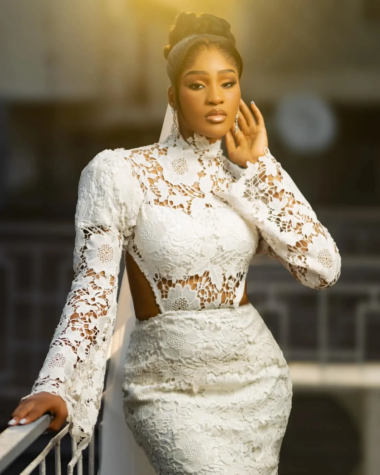 Robe de mariée Aso Ebi personnalisée, grande taille, col haut, manches longues, dentelle perlée, magnifique robe de mariée