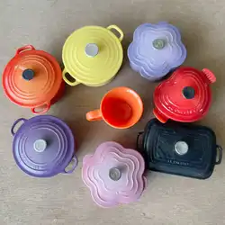 8pcs 4cm Le Creuset Fridge Magnet Refrigerator Magnet Cooking Ware Miniature Kids Gift