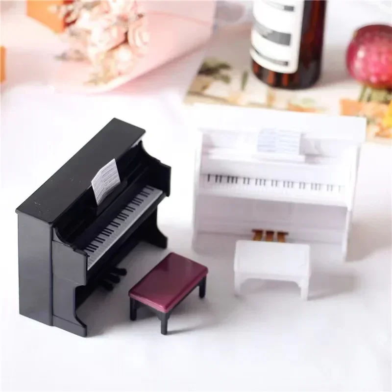 

Miniature Piano Set 1/12 Dollhouse Mini Musical Piano Piano Score Instrument Model for Gift Home Decoration