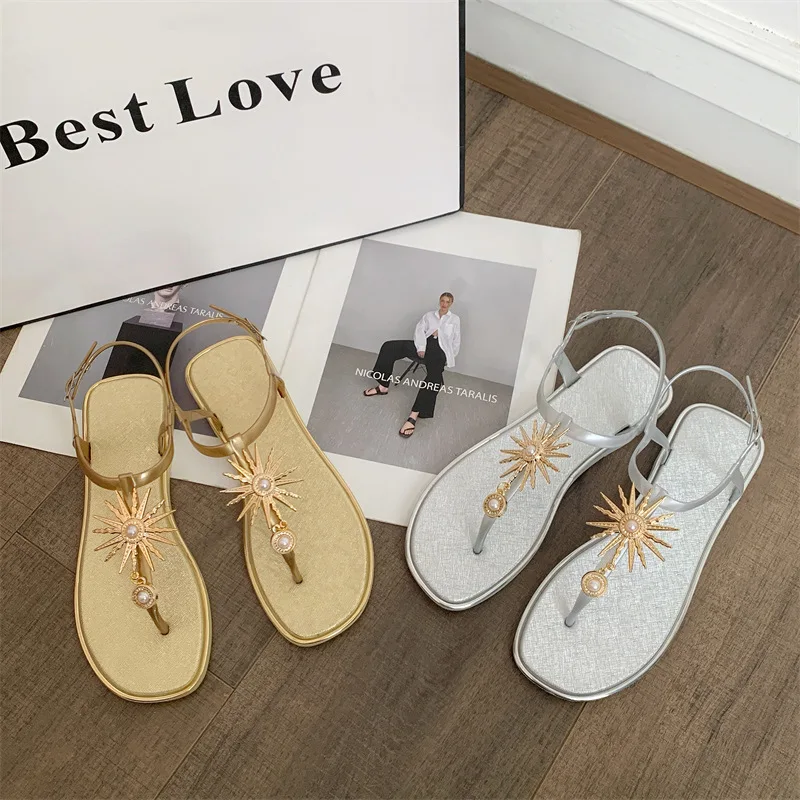Summer Women Sunflower Buckle Sandals Lady Solid Color Round-Toe Flip-Flops Adult Non-Slip Toe-Post Beach Shoe Roman Casual Shoe
