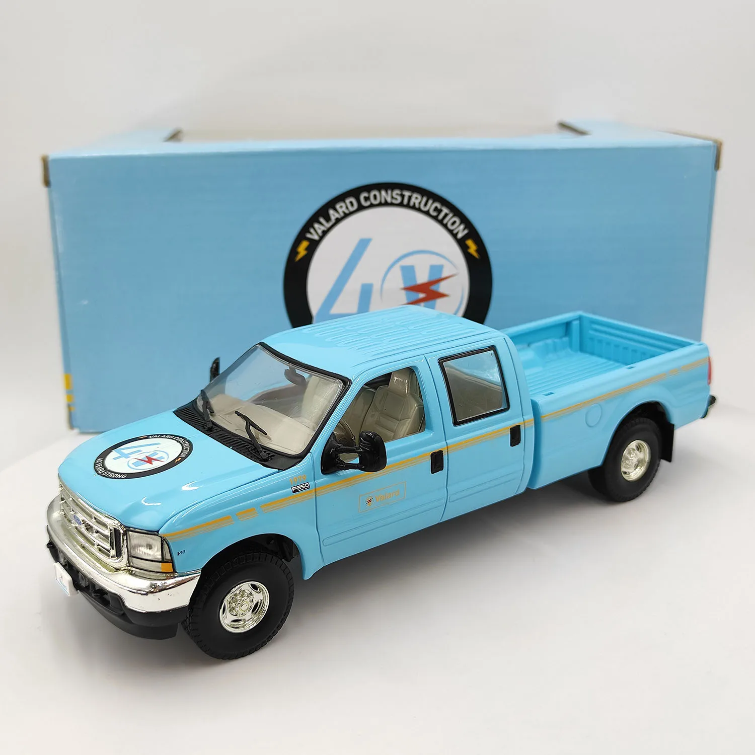 

Diecast FIRST GEAR 1/34 Scale F-250 Pickuo TRUCK Alloy Pickup Car Model Collectible Toy Gift Souvenir Display Display Ornament