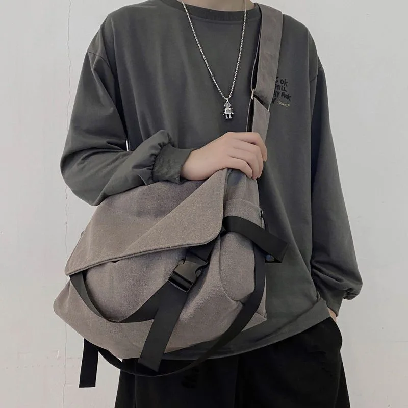 

Men's Canvas Sling Bag Large Capacity Instagram-style Japanese-style Versatile Retro Backpack