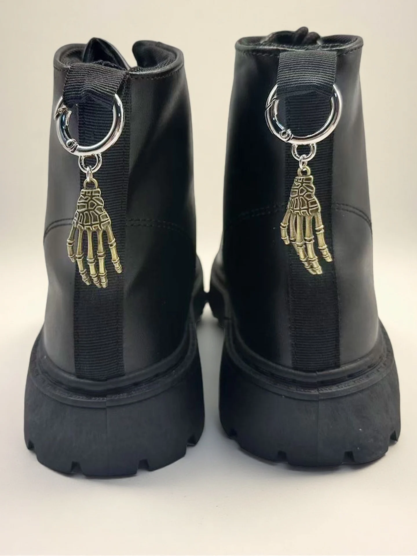 Grunge Punk 2Pcs Gothic，Bronze/Silver Skull /Boot Decorations, Holiday Party Gifts，Halloween Decorations