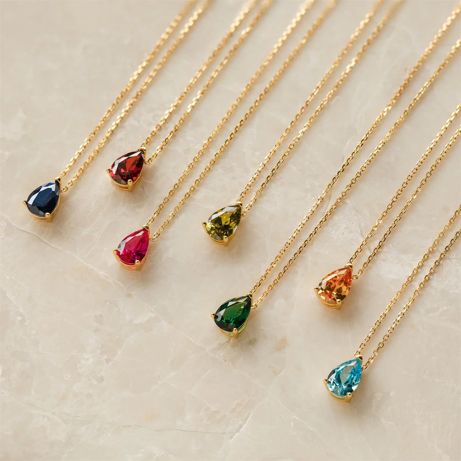 

Dainty Teardrop Diamond Pendant Neck Chain Birthday Wedding Jewelry Gift Gold Plated Birthstone Necklace for Women