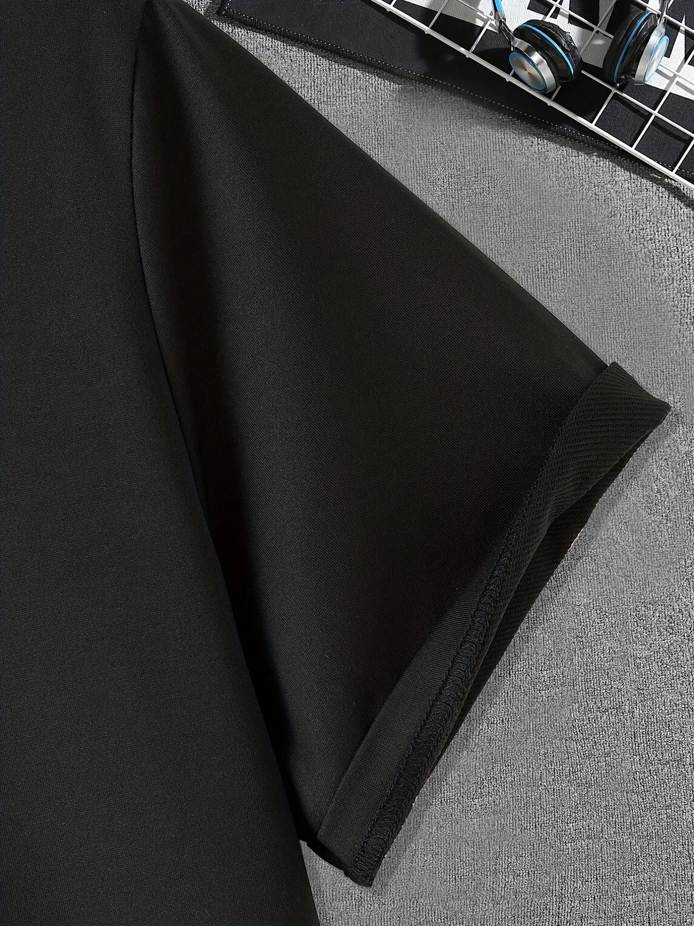 Divertida camiseta con gráfico de calavera vintage, camiseta negra de manga corta para hombres, regalo de gira que cae en inverso