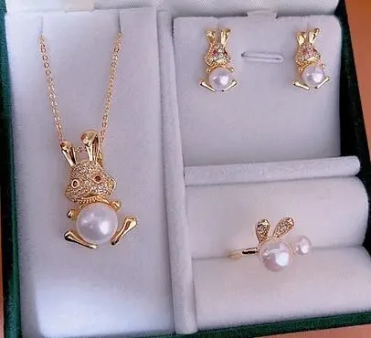 hare  south sea crystal pearl necklace Three pieces pendant earring ring set