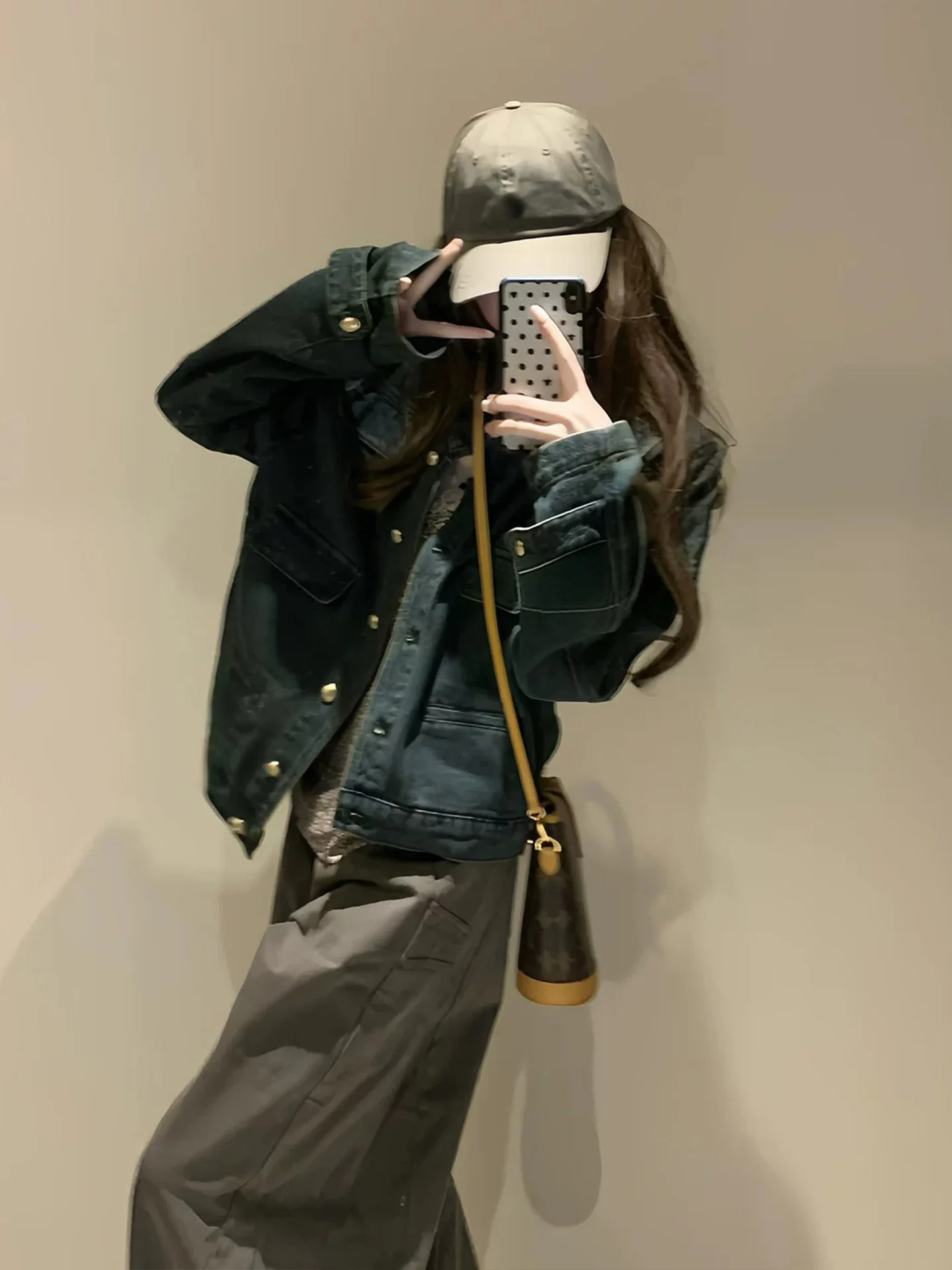 Gold Button Stand Collar Denim Jacket Women's Regular Fit Long Sleeve Casual Style Autumn Initial High-End Short Coat Top