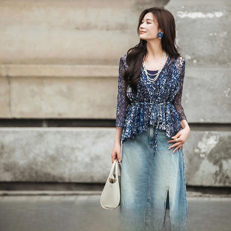 

Silk Shirt Jacket Set Women's New Arrival Spring Summer Blue Print Retro Two-Piece Straight Cut Long Sleeve V-Neck Gown