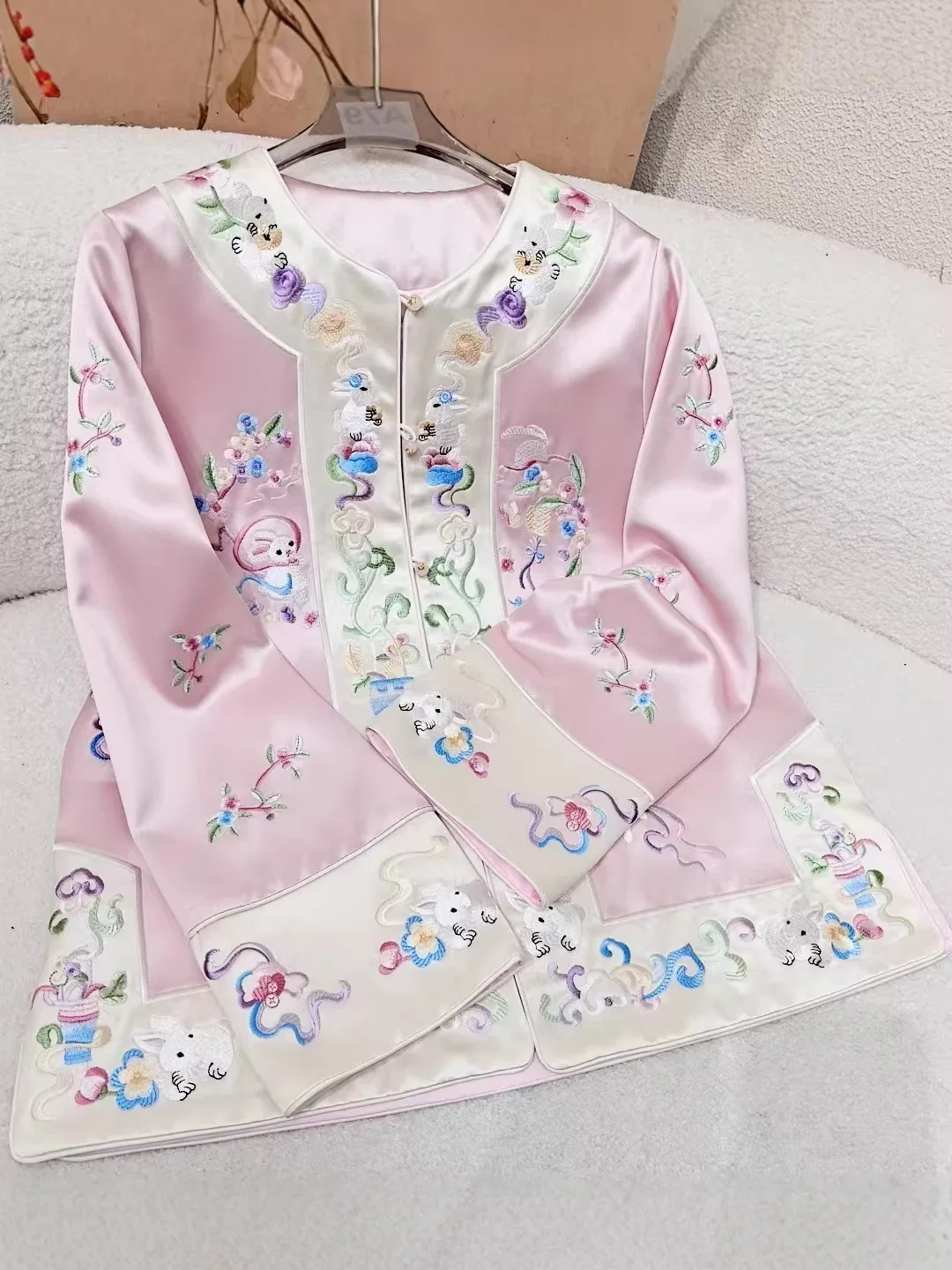 High-end Spring Autumn New Acetate Coat Embroidery Moon Rabbit Flowers Women Elegant Loose Lady Top S-XXL