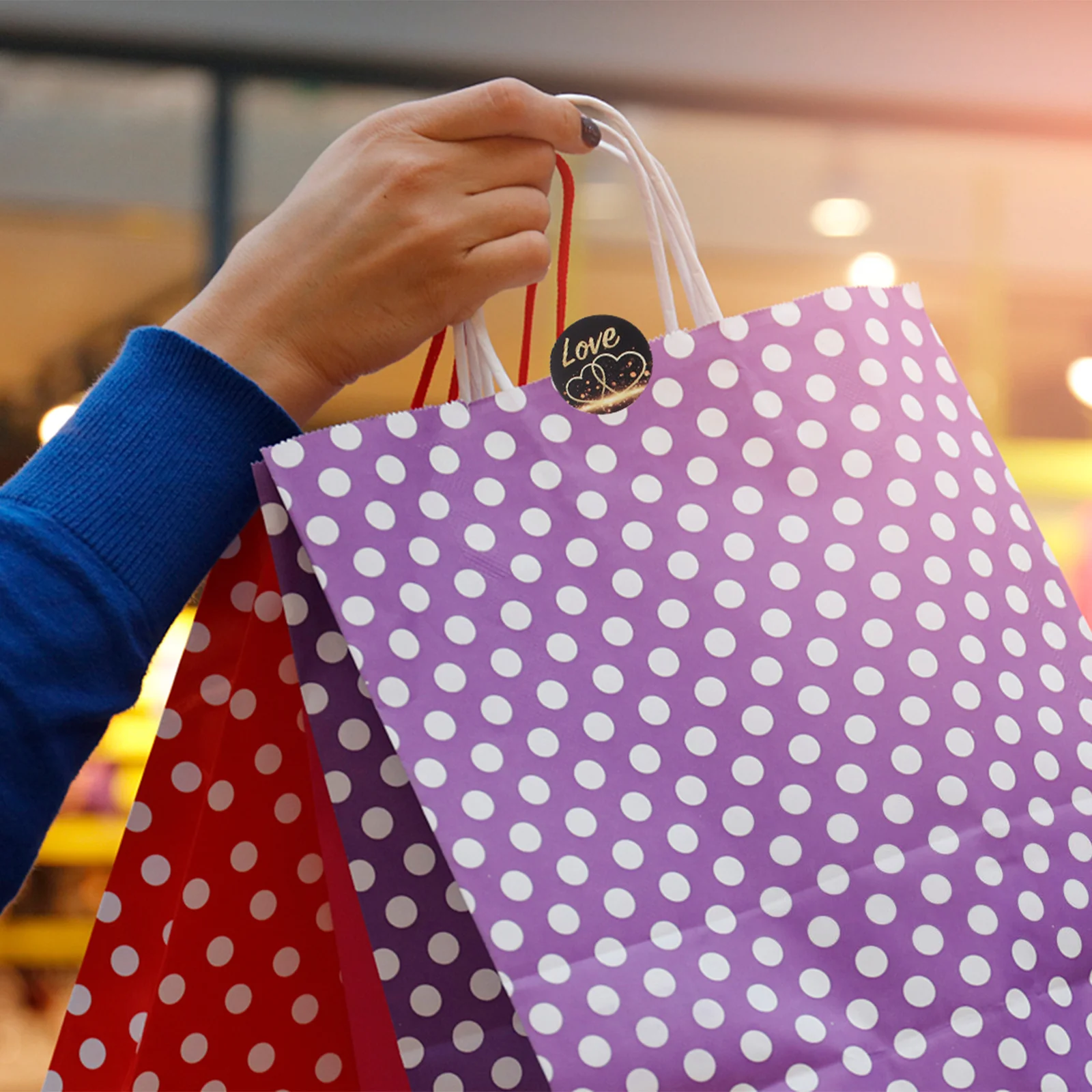 

2 Rolls Valentine's Day Sealing Stickers Adhesive Gift Labels for Packaging Bags Cards Decorative Festival Use