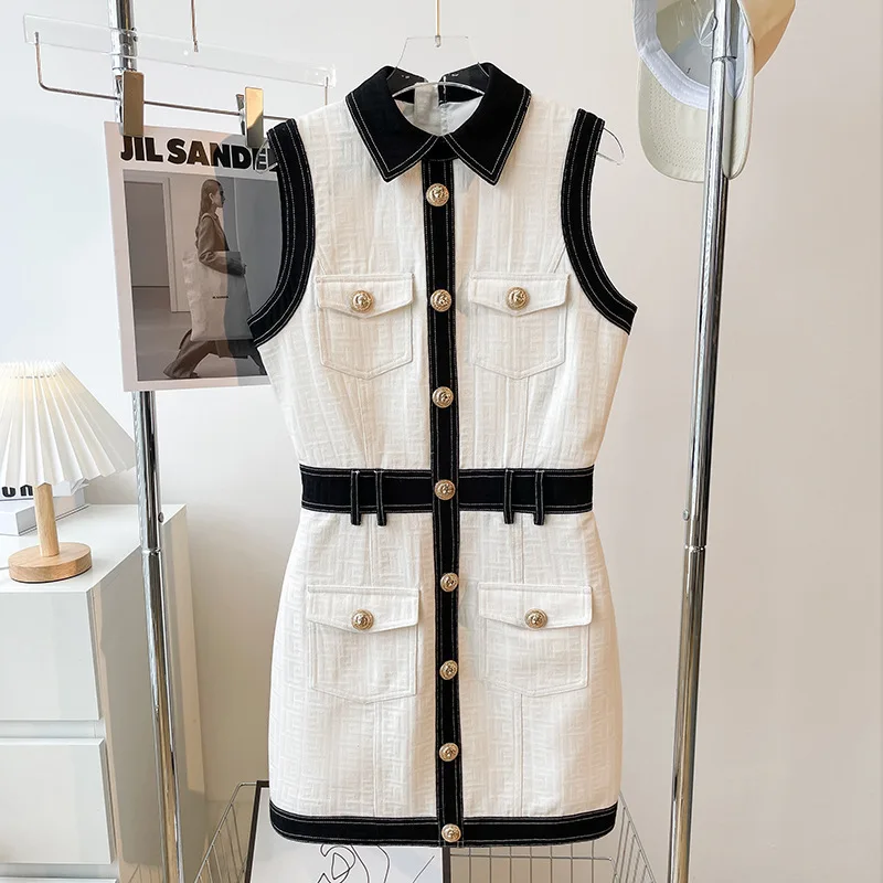 Abito senza maniche in maglia con fibbia dorata da donna, temperamento estivo di fascia alta, socialite, abiti aderenti aderenti alla moda trf