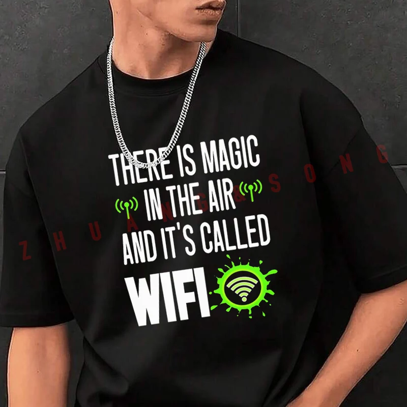 

Футболка с принтом «There Is Magic In Air» для мужчин, черная, новая, в стиле хип-хоп, с круглым вырезом, повседневная футболка