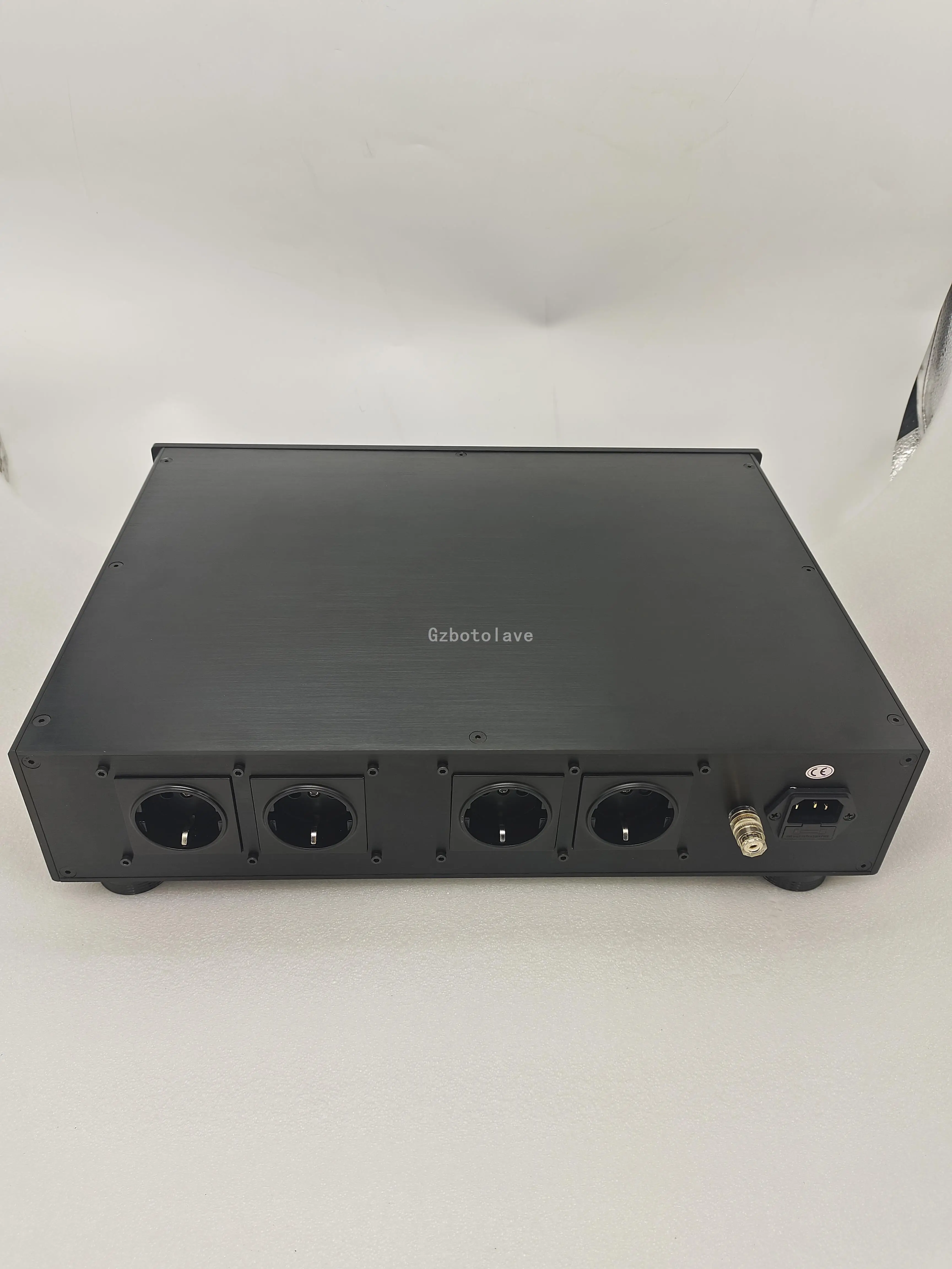 

F30A EMI Европейская розетка Силовой процессор HIFI Специальный источник питания с фильтрующей изоляцией