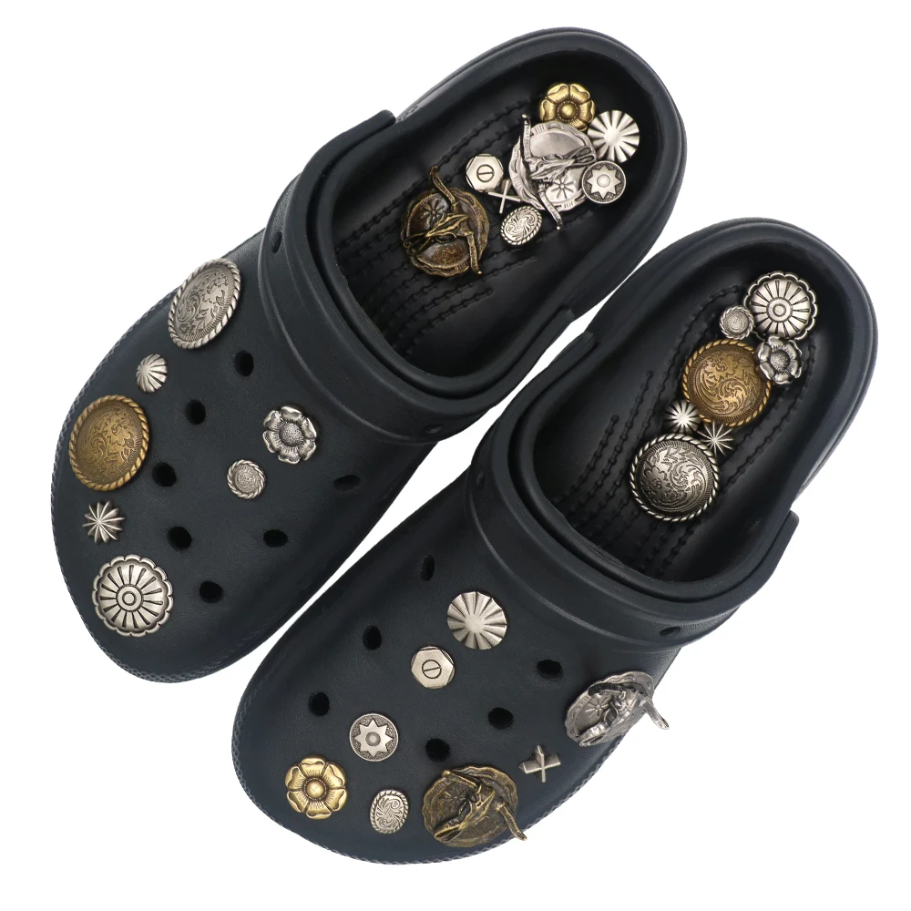 Shoe Charm Accessories A Variety Kawaii Flowers Metal Shoe Decorations Buffalo Head Badge Lace Large Round Plate A Set 15 Pieces