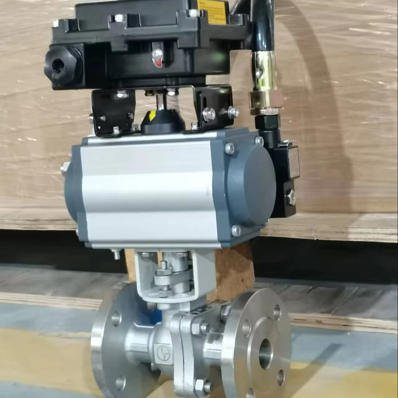 

Customizable Pneumatic Flange Ball Valve Stainless Steel Air Operated Ball Valve with Explosion Proof Triple Fittings